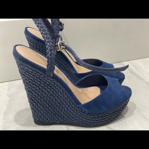 Aldo blue wedges size 6.5 Aldo Womens Shizuko
Peep Toe Casual